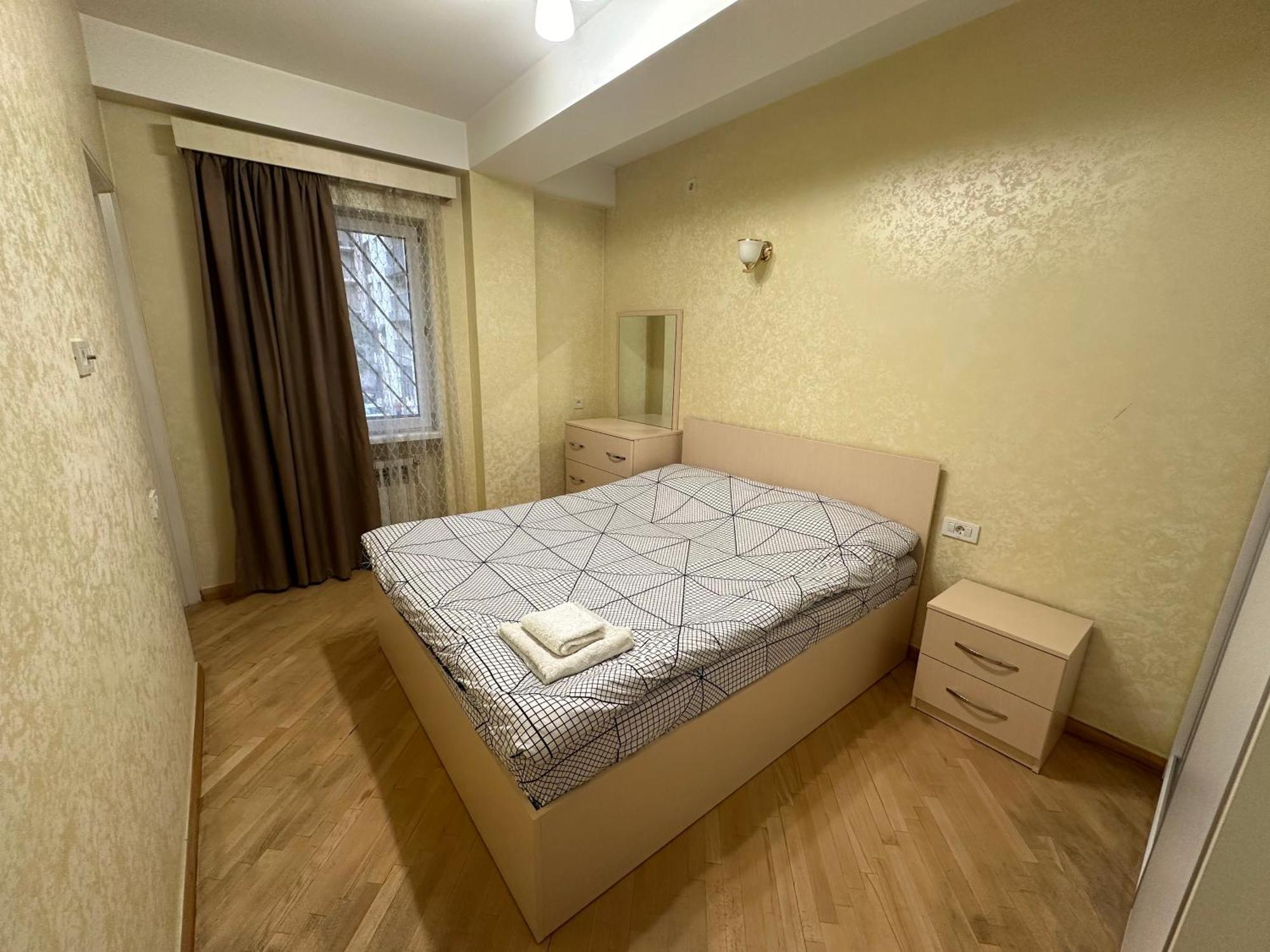 Comfortable Apartment In Center Ереван Экстерьер фото